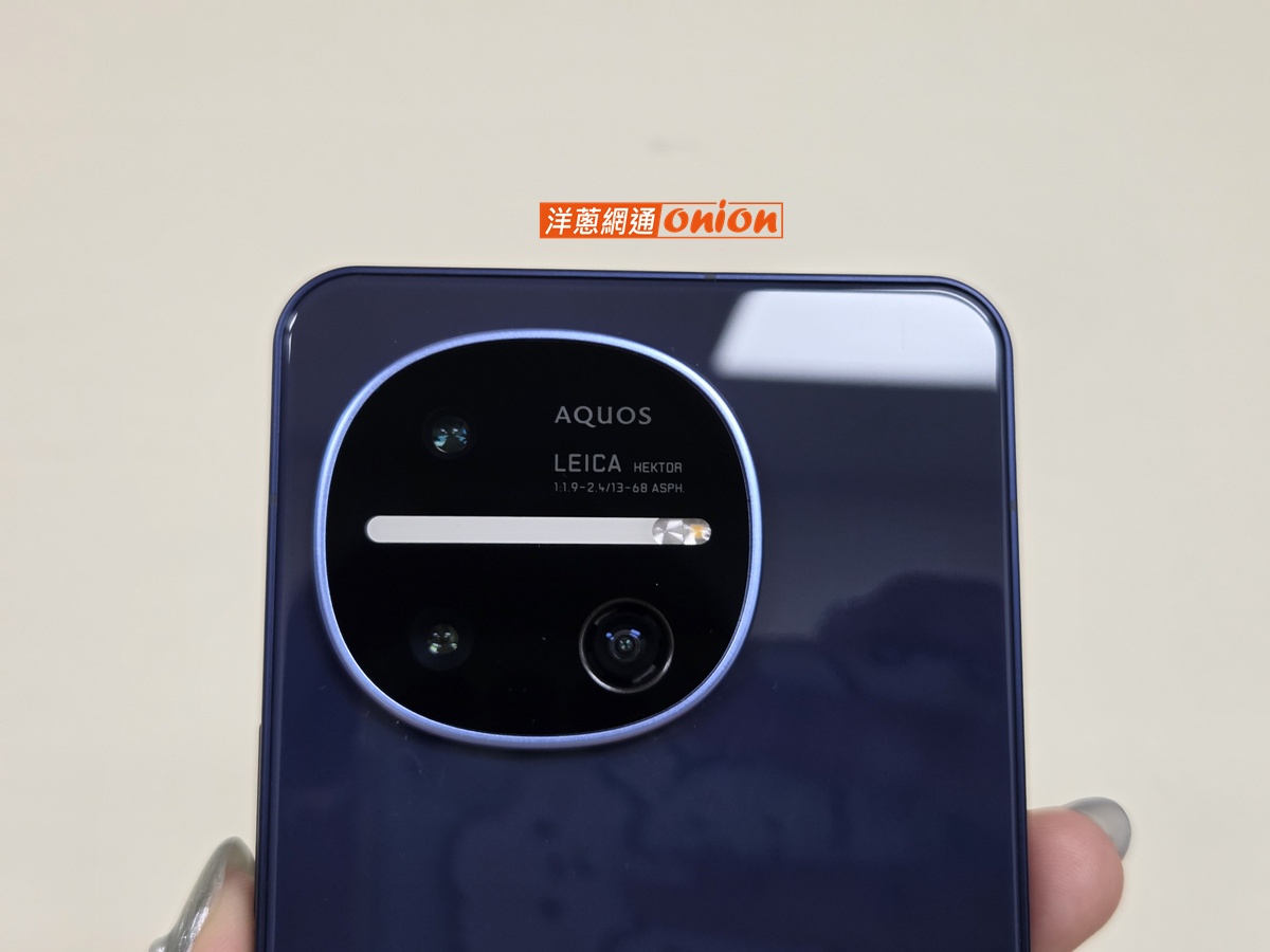 SHARP AQUOS R11 鏡頭